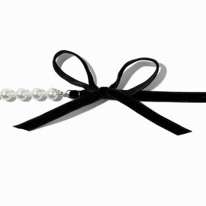 Claire's Black Velvet Bow and Faux Pearl Choker Necklace